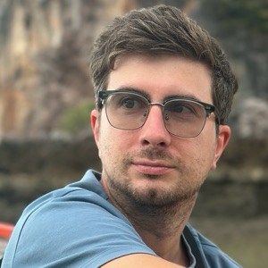 Roman Kolosov | Сетка — социальная сеть от hh.ru