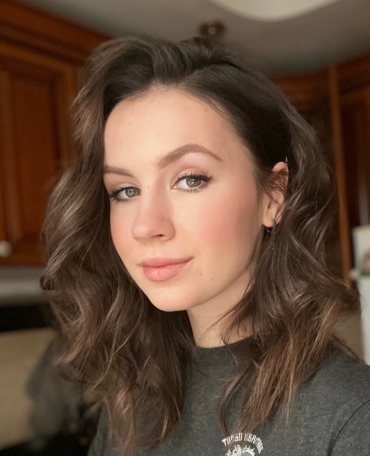 Саша Максакова