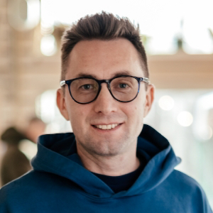 Виталий Главатских