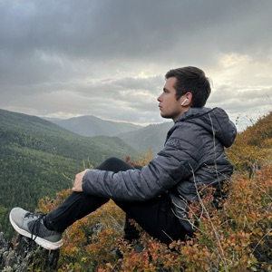 Алексей Беленинов