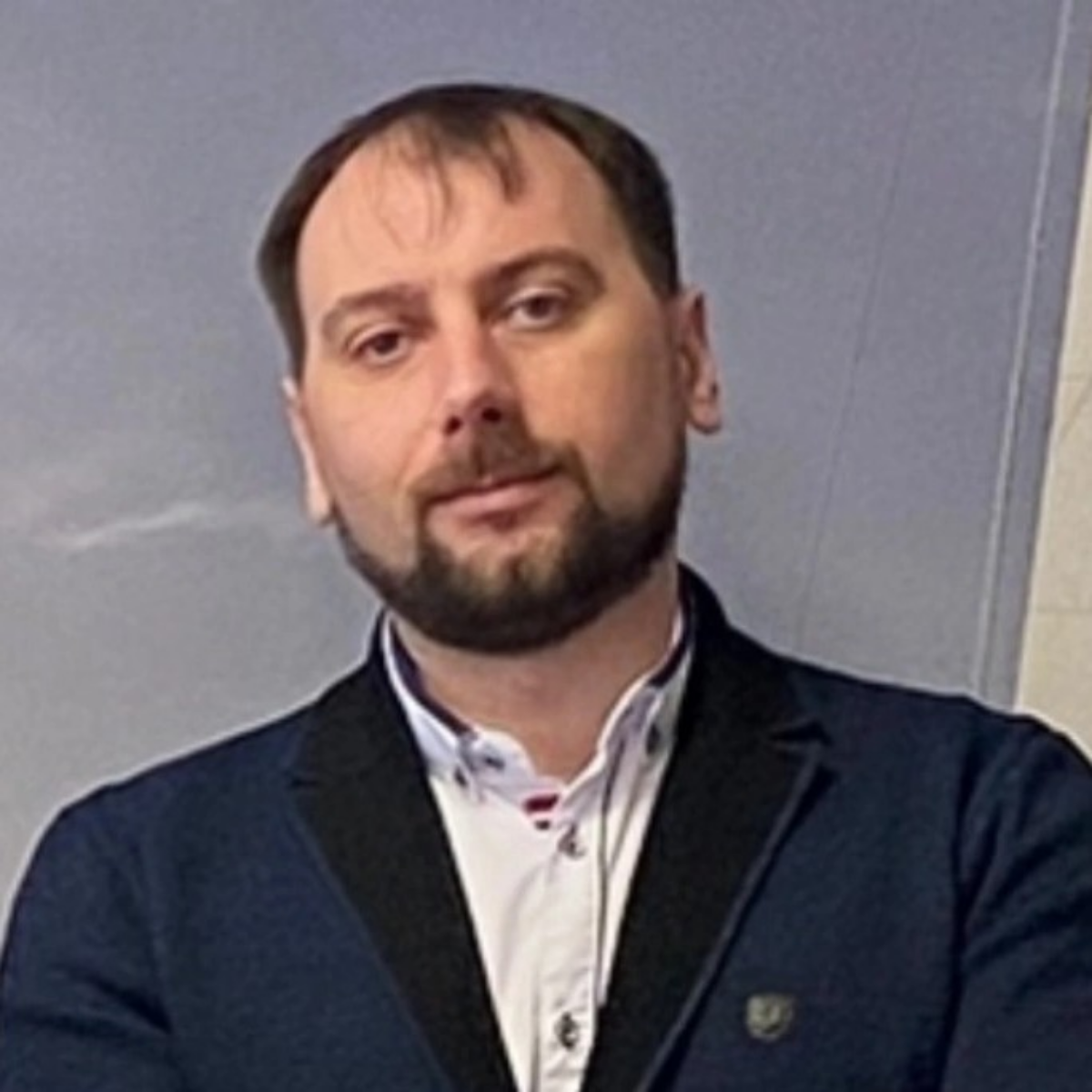 Юрий Карлов