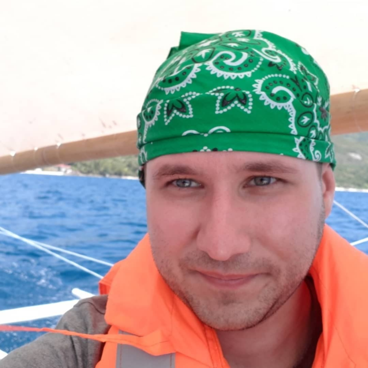 Константин Захаров