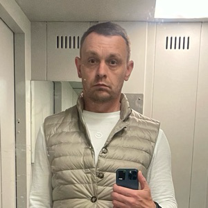 Роман Абрамов