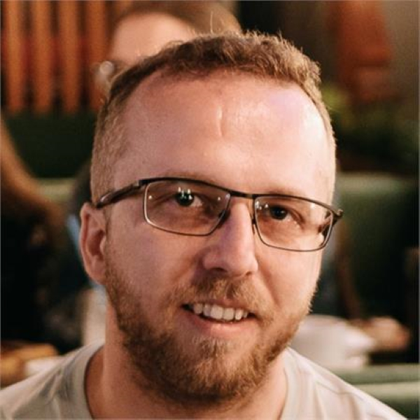 Илья Фоменко | Сетка — социальная сеть от hh.ru