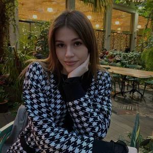 Карина Балашова | Сетка — социальная сеть от hh.ru