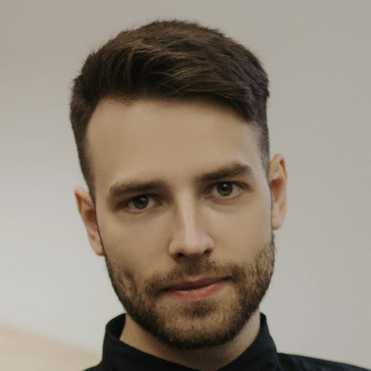 Никита Серов