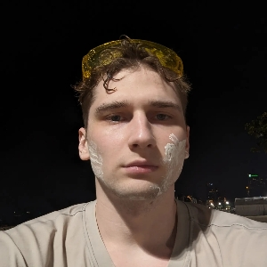 Александр Кравцов