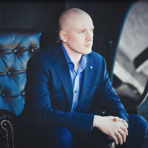 Сергей Комар