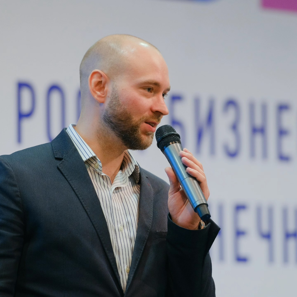 Roman Fomin | Сетка — социальная сеть от hh.ru