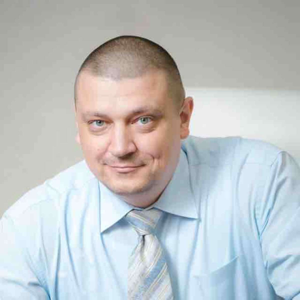 Игорь Известнов