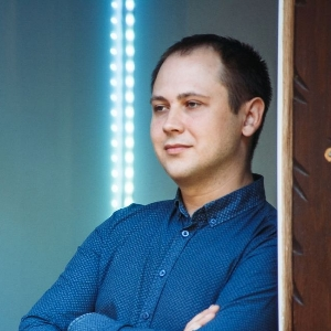 Артем Котляров