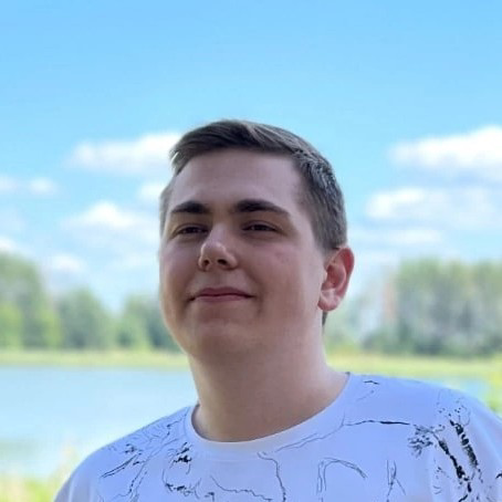 Андрей Кулаков