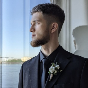 Александр Чернов