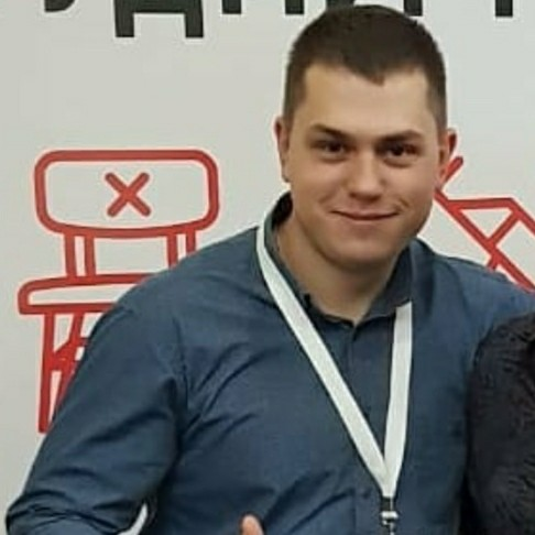 Максим Крылов