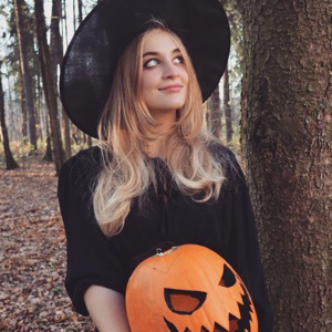 Полина Ясакова