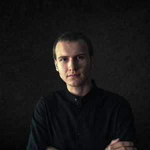 Денис Веретенников