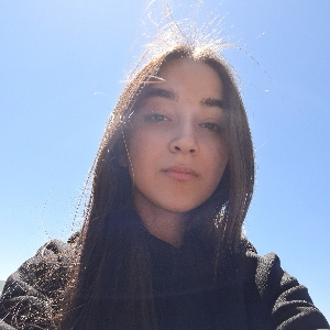 Адель Насирова | Сетка — социальная сеть от hh.ru