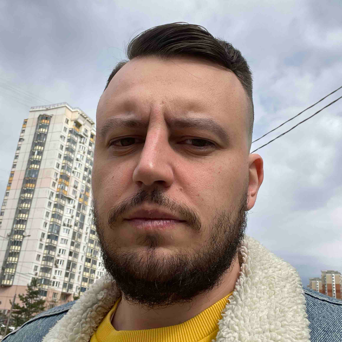 Дмитрий Апарин