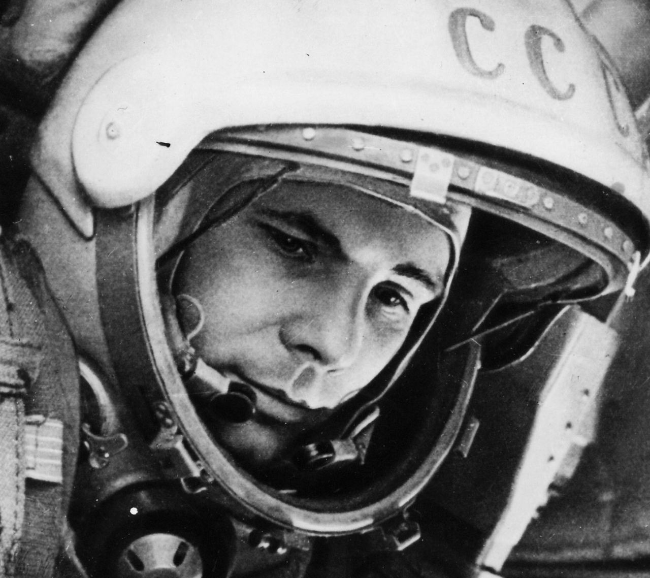 С днём космонавтики!
Сегодня в нашей стране отмечается праздник «День космонавтики», учреждённый в 1962 году в память о полёте Юрия Алексеевича Гагарина, который состоялся 12 апреля 1961 года | Сетка — социальная сеть от hh.ru