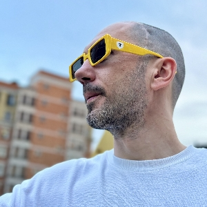 Артур Кобзарь | Сетка — социальная сеть от hh.ru