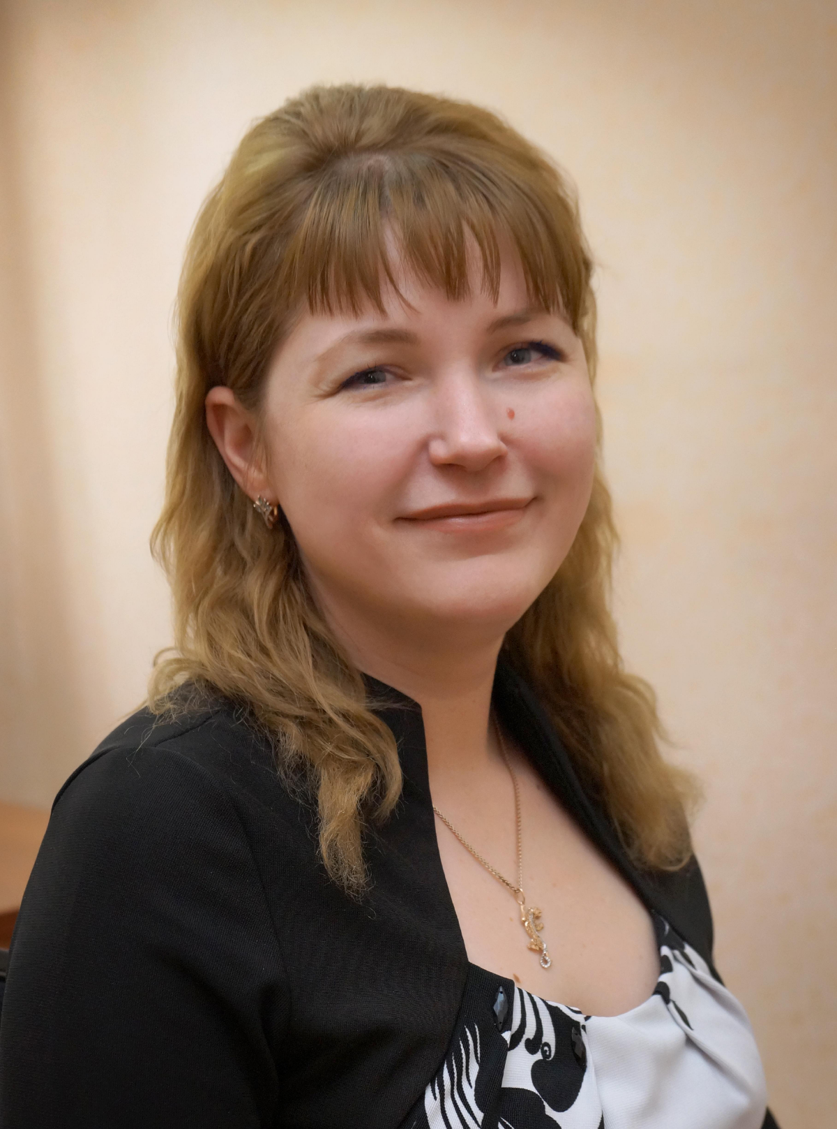 Елена Сарапу