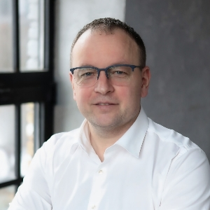 Артём Маслов