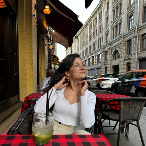 Камила Касымова | Сетка — социальная сеть от hh.ru