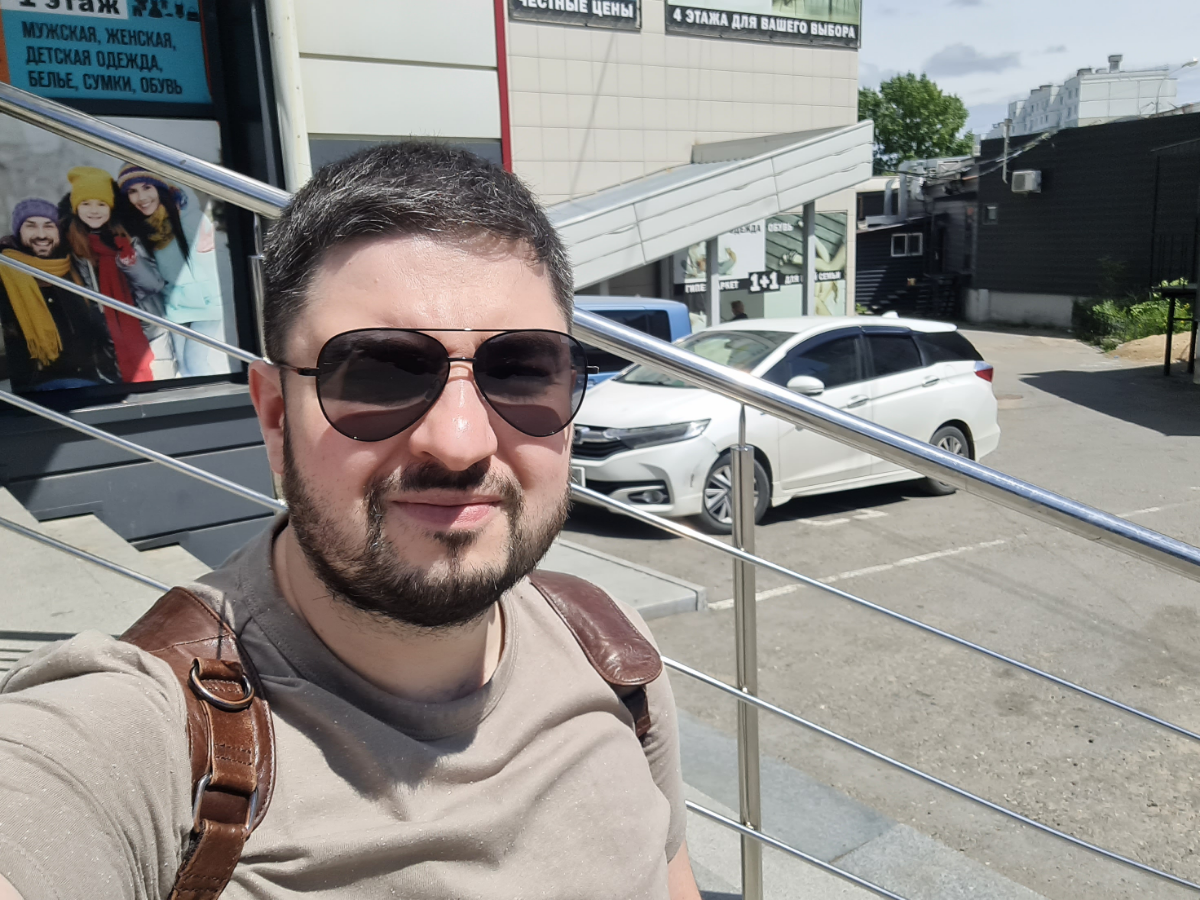 Привет, всем!
Я не знаю, что написать, но давайте напишу свой распорядок дня на сегодня, а вы в комментах пишите свой))
9:00 подъем, умываюсь, готовлю завтрак  жене, ребенку ну и себе, кормлю собаку
1... | Сетка — социальная сеть от hh.ru