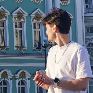 Владислав Сафаров | Сетка — социальная сеть от hh.ru