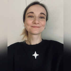 Ника Шарова