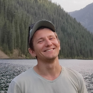 Владислав Гусев