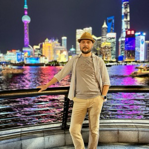 Роман Поздний