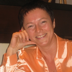 Елена Март
