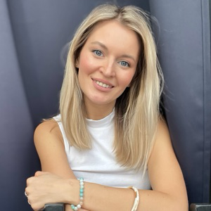 Алёна Иванова