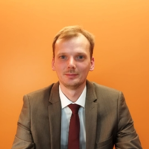 Андрей Плотников