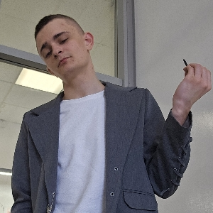 Дмитрий Гвоздик