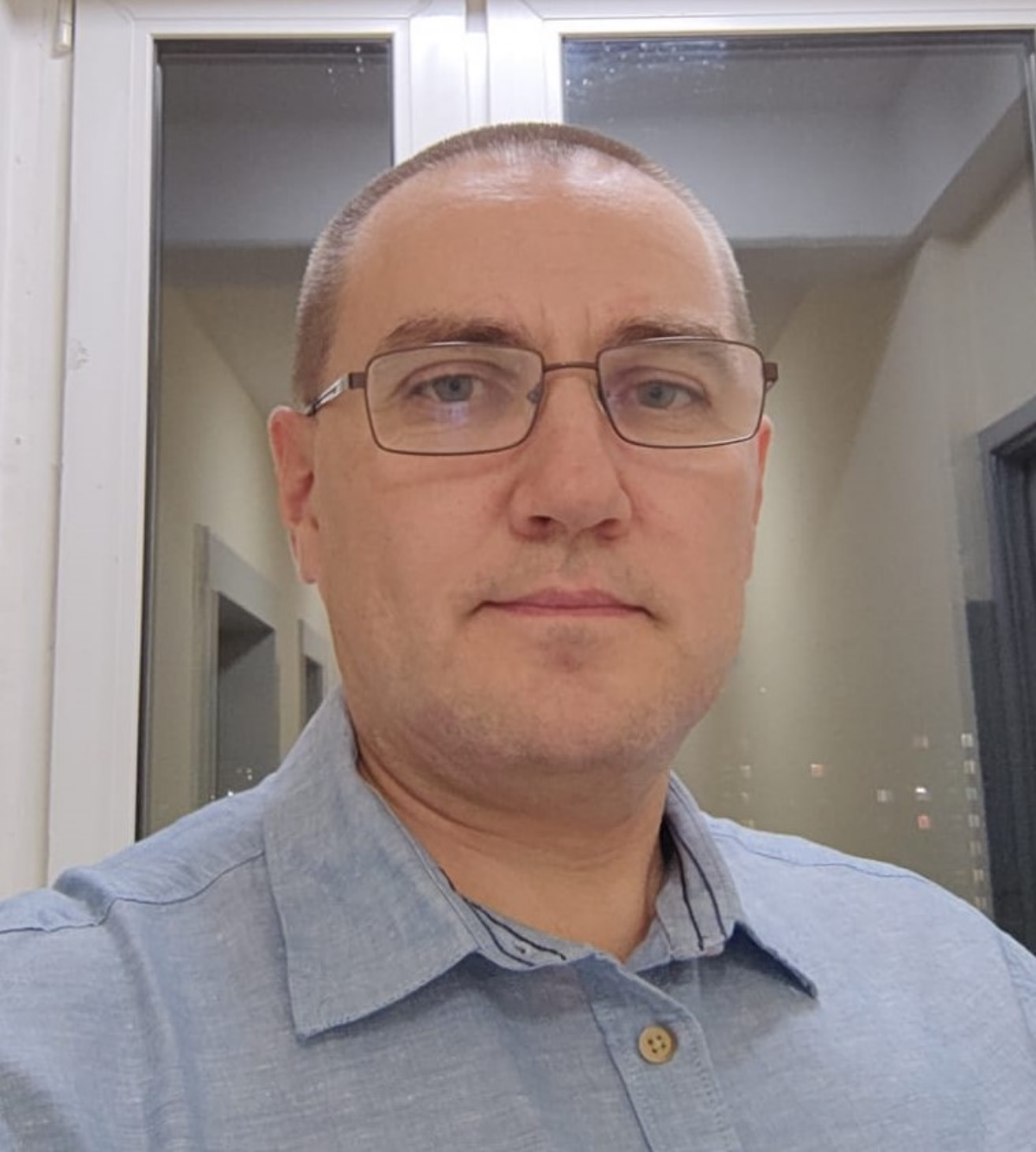 Александр Макаров