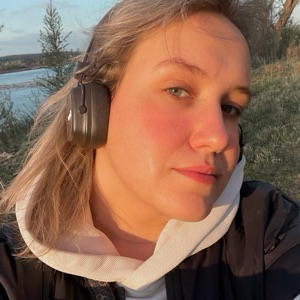 Анна Устинова