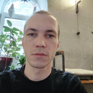 Александр Вологжанин