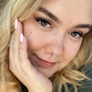 Элисон Ковалева | Сетка — социальная сеть от hh.ru