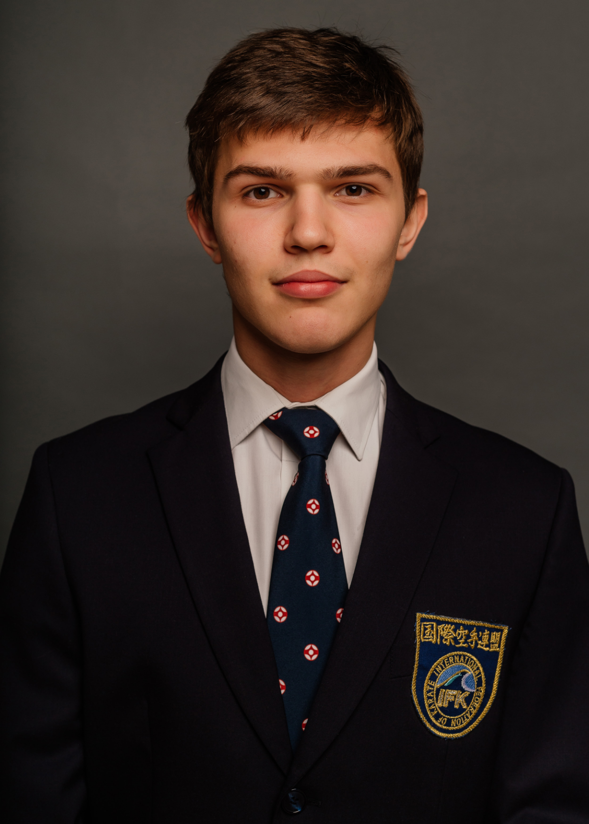 Леонид Артеменко | Сетка — социальная сеть от hh.ru