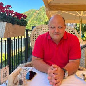 Олег Некрасов | Сетка — социальная сеть от hh.ru