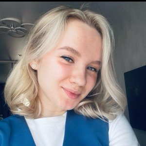 Алина Абрамычева | Сетка — социальная сеть от hh.ru