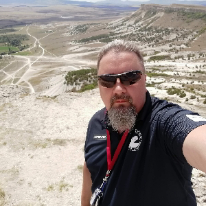 CEO на позитиве