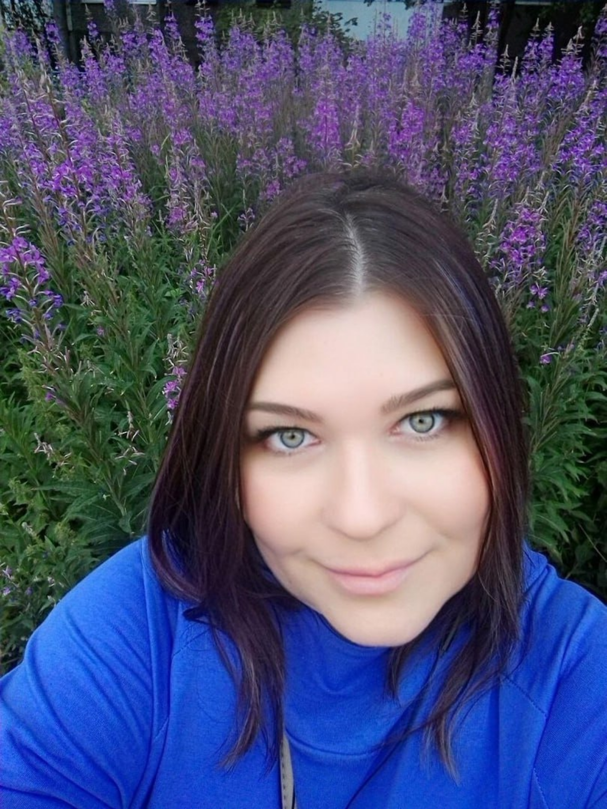 💕 Все пишут, пишут, а я что рыжая? Тоже сбацаю постик )))
😍 Привет, друзья!
Сегодня у вас в гостях звезда, которая решила переквалифицироваться после долгих лет ведения бизнеса в Интернете | Сетка — социальная сеть от hh.ru
