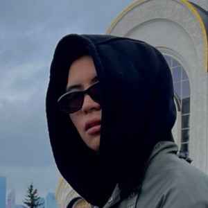 Sarang Erenzhinov | Сетка — социальная сеть от hh.ru