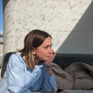 Юлия Михно | Сетка — социальная сеть от hh.ru