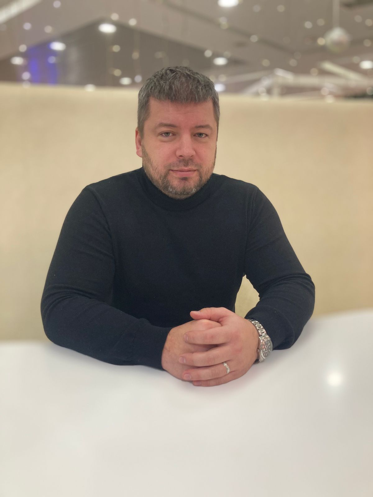 Игорь Усачев
