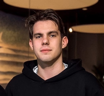 Сергей Петров