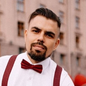 Евгений Головкин